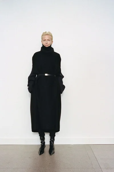 Look 10